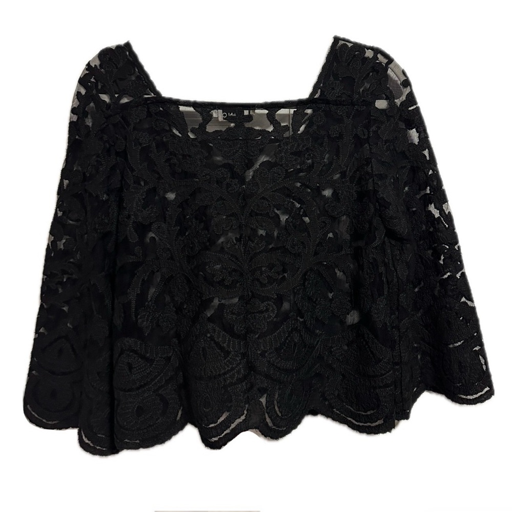 Suno Lace Square Neck Top w/ Smooth Tank Inside